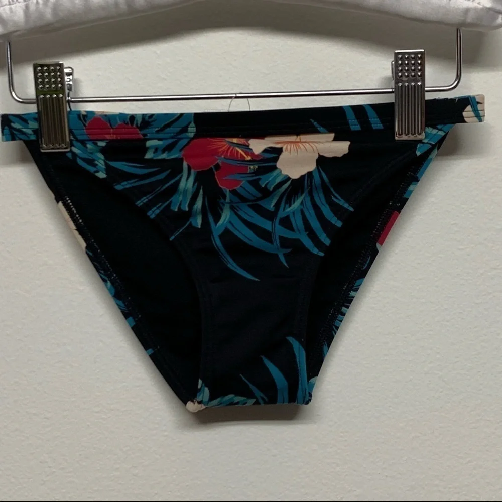 ROXY Girls Size 8 (S) Sunkissed Black Floral Bikini Swim Bottom NEW NWT